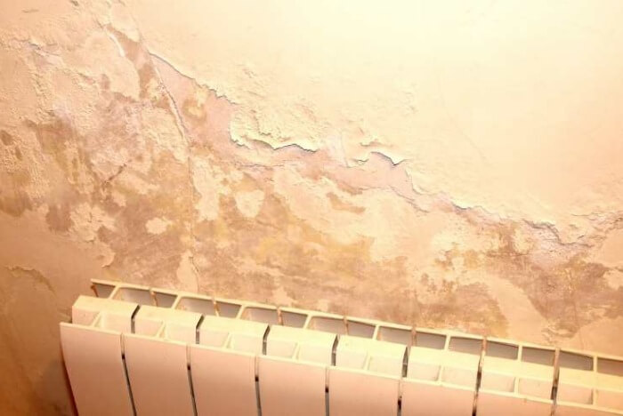 reparar humedades en paredes interiores